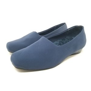 Vionic Powell Blue Cloth Slip On Shoes, 7.5 W
